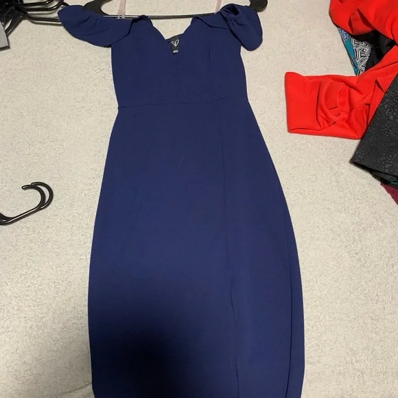 Windsor off the shoulder dress - Picture 1 of 4